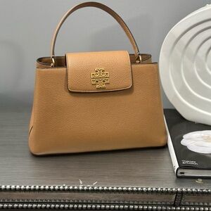 Tory Burch Britten bag with Gold Hardware Pebbled Leather Women's Satchel Bag.